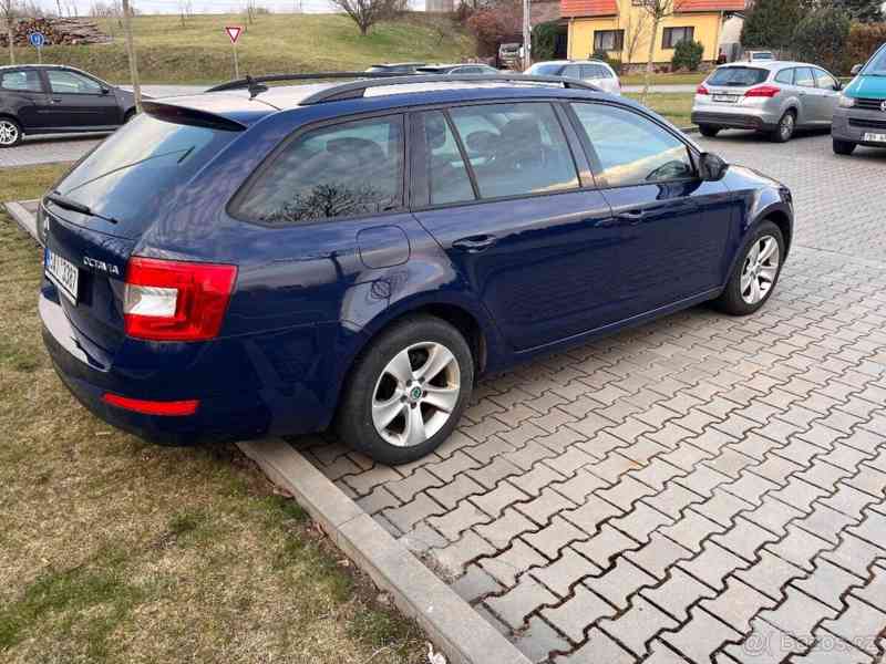 Škoda Octavia 2,0   tdi, 110kw, CarPlay, Tažné.. - foto 12