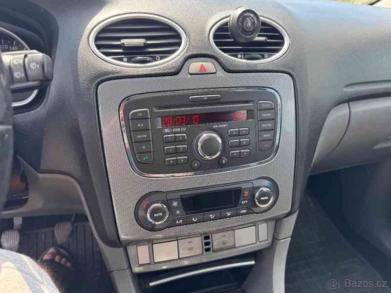 Ford Focus 1,6 FL TDCI 2010 pěkný stav a výba - foto 13