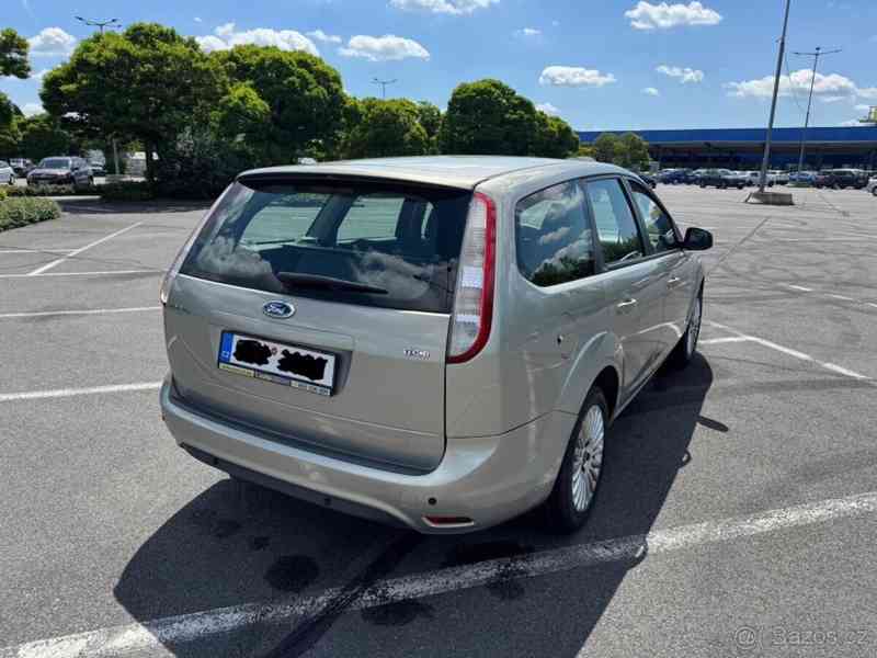 Ford Focus 1,6 FL TDCI 2010 pěkný stav a výba - foto 3