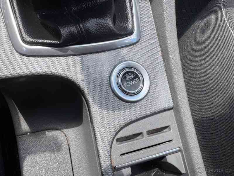 Ford Focus 1,6 FL TDCI 2010 pěkný stav a výba - foto 10