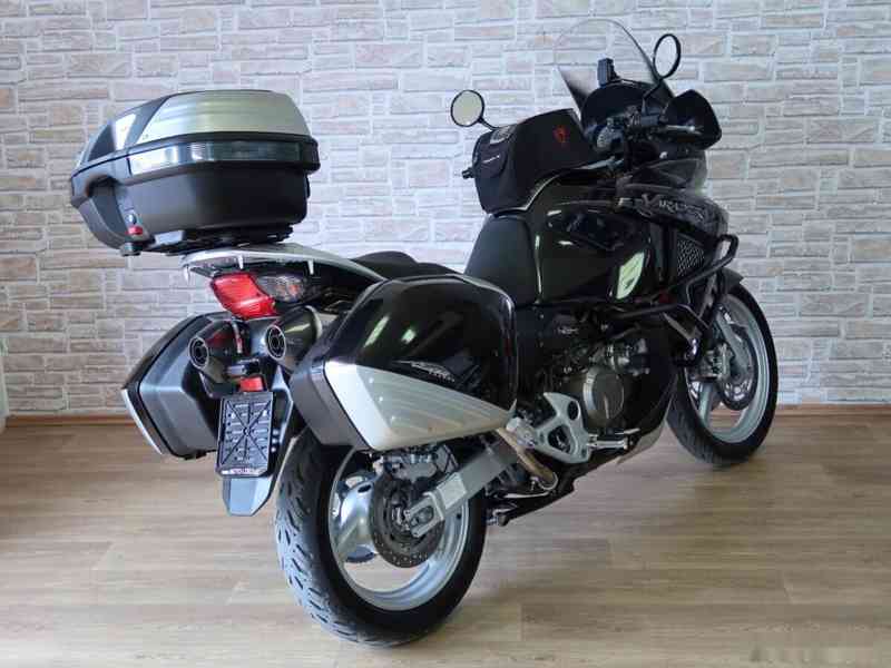 Honda XL1000VA Varadero ABS Travel plná výbava, 36400km - foto 9