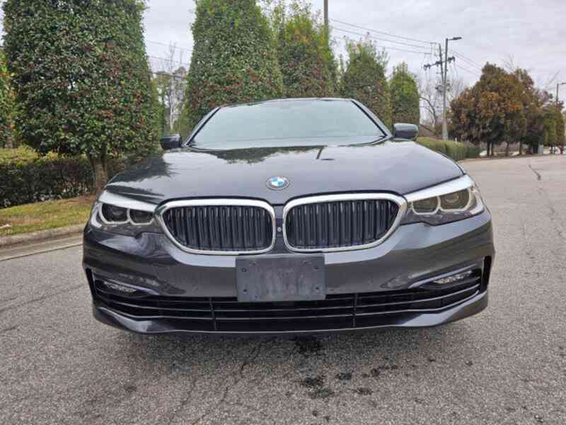 BMW řady 5 530i xDrive, rok výroby 2018 - foto 1