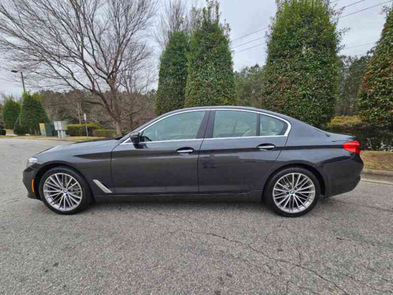 BMW řady 5 530i xDrive, rok výroby 2018 - foto 2