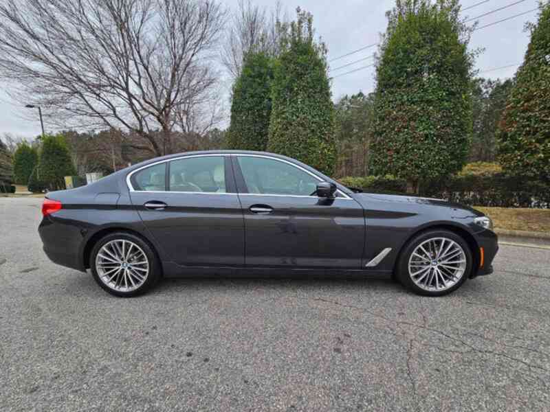 BMW řady 5 530i xDrive, rok výroby 2018 - foto 4