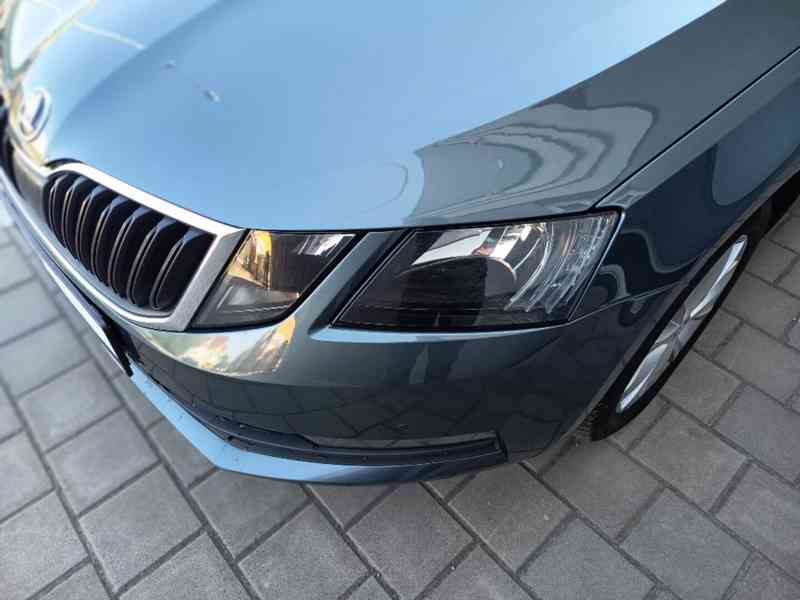 ŠKODA Octavia Combi 1,6TDI Style Plus DSG  - foto 13