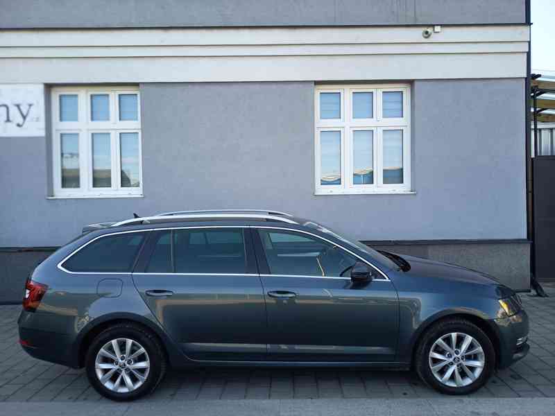 ŠKODA Octavia Combi 1,6TDI Style Plus DSG  - foto 1