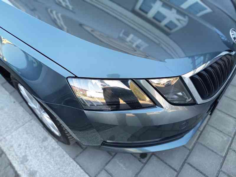 ŠKODA Octavia Combi 1,6TDI Style Plus DSG  - foto 12