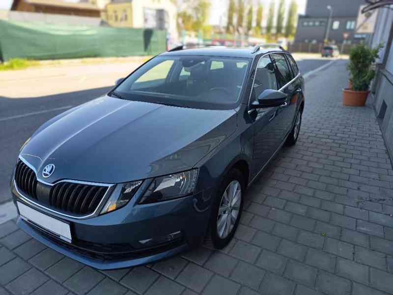 ŠKODA Octavia Combi 1,6TDI Style Plus DSG  - foto 14