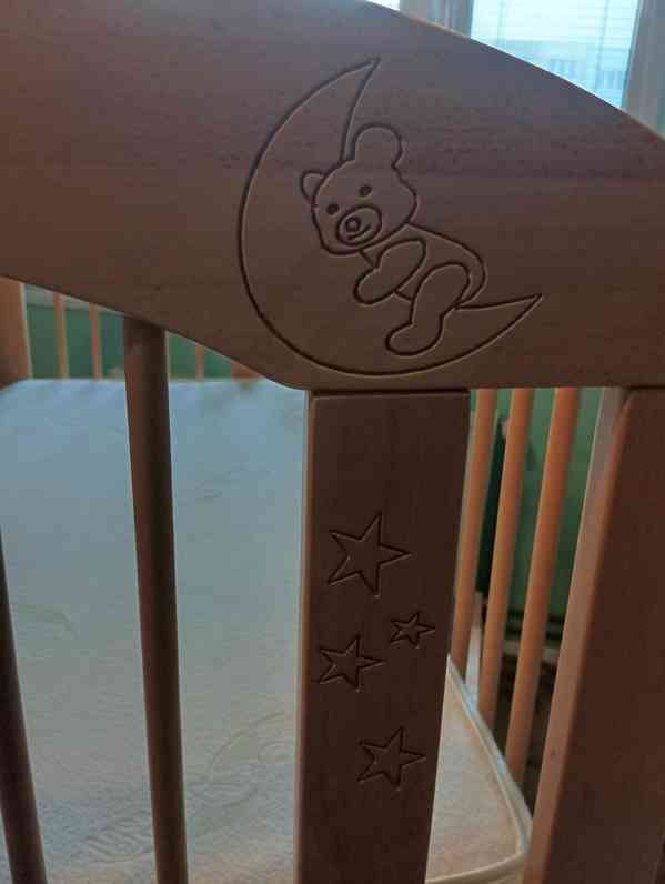 Masivní dětská postýlka  - foto 5