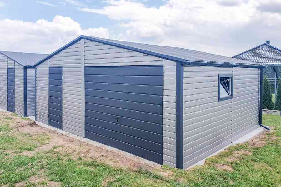 Plechova garáž 7x6m vrata dveře - 2x Okno Antracit TS710 - foto 4