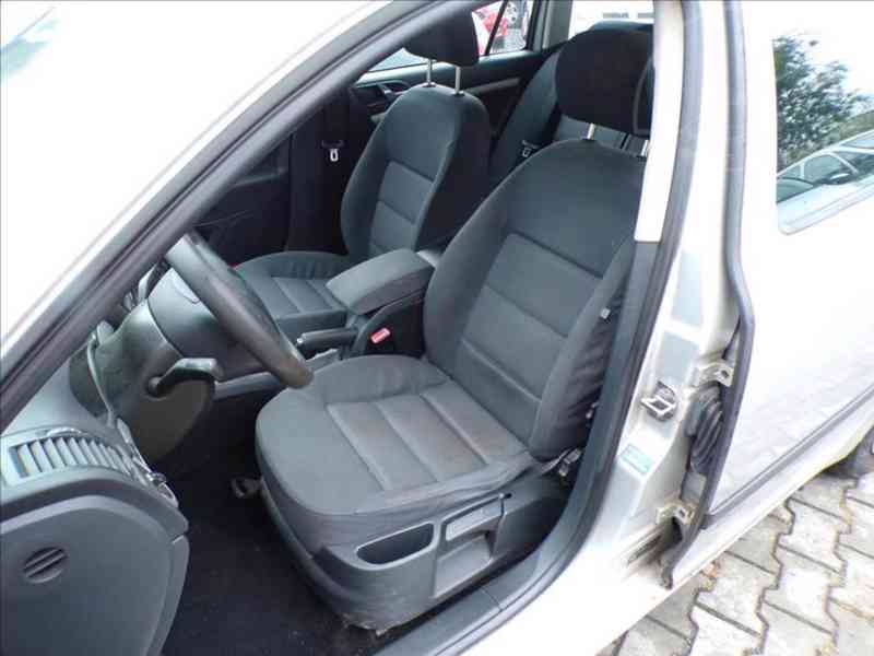 Škoda Octavia 1,9 TDI KLIMA.TAŽ.ZAŘ. - foto 7