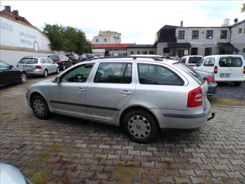 Škoda Octavia 1,9 TDI KLIMA.TAŽ.ZAŘ. - foto 4