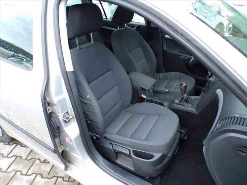 Škoda Octavia 1,9 TDI KLIMA.TAŽ.ZAŘ. - foto 11