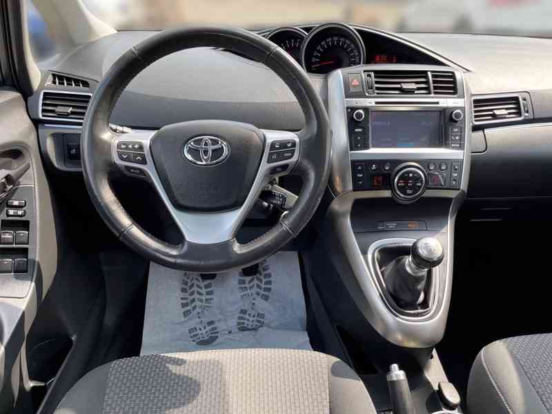 Toyota Verso Life 1.8i benzín 108kw - foto 18