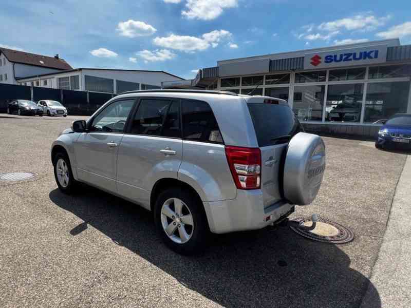 Suzuki Grand Vitara 2.4i Comfort benzín 124kw - foto 3