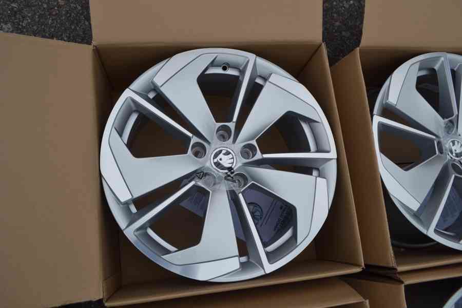 Škoda Octavia IV(RS)  - 18 NOVÉ orig.Alu disky 7.5x18, 5x112 - foto 8