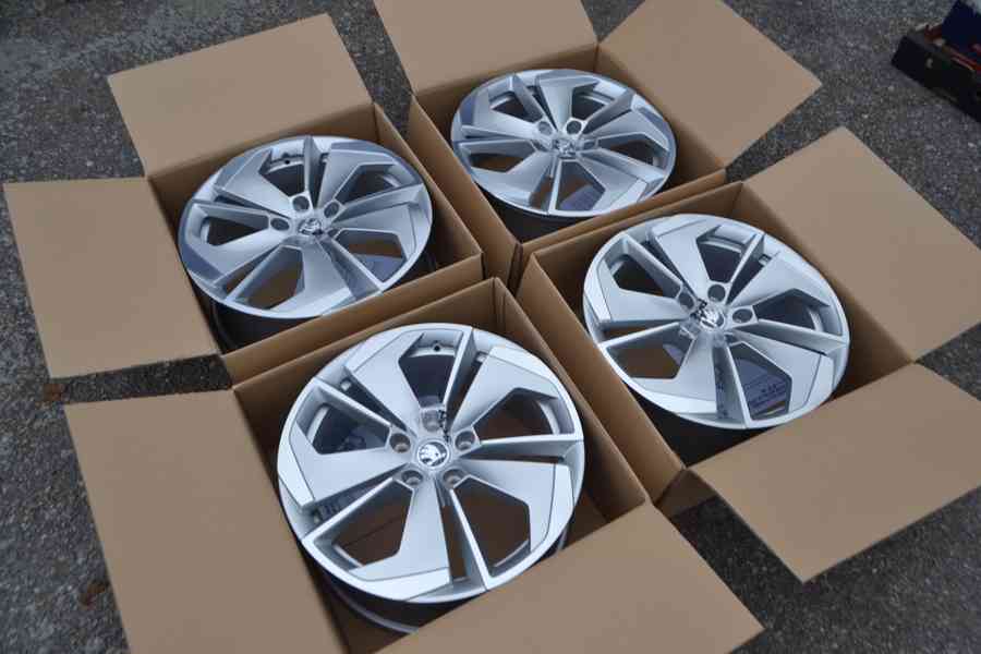 Škoda Octavia IV(RS)  - 18 NOVÉ orig.Alu disky 7.5x18, 5x112 - foto 4