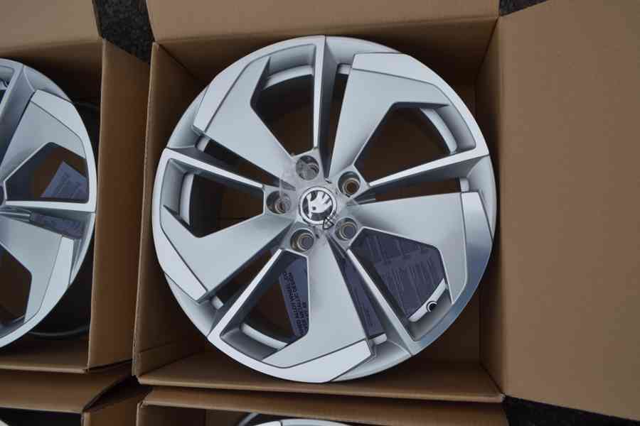 Škoda Octavia IV(RS)  - 18 NOVÉ orig.Alu disky 7.5x18, 5x112 - foto 7