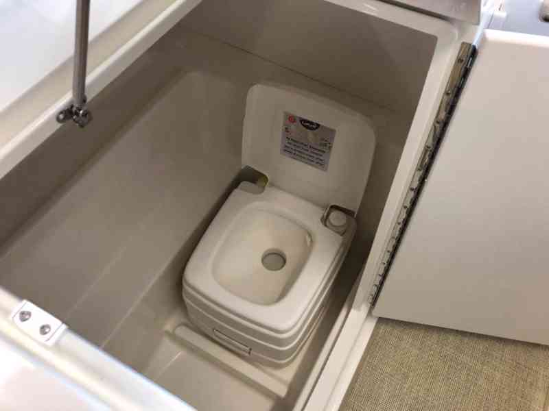 BAYLINER VR-6 Open + MERCRUISER 4.5l V6 MPI 250ps - foto 9