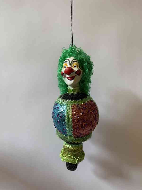 Vánoční ozdoba šašek klaun 23 cm
