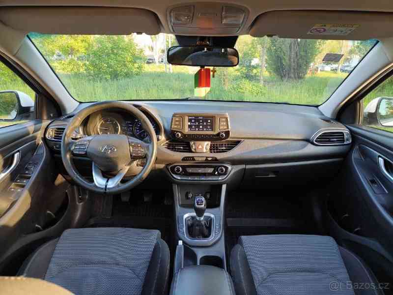 Hyundai i30 1,6 CRDI 2018 - foto 13