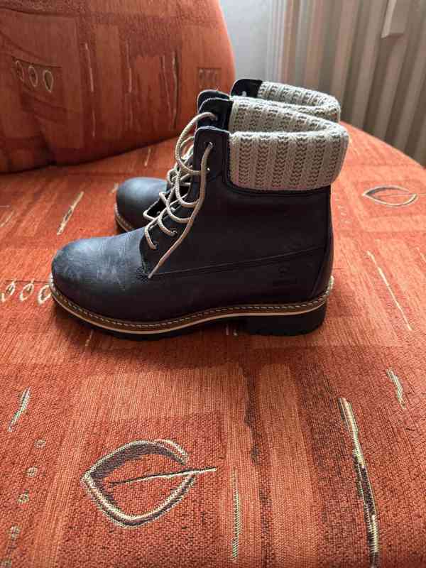 Nové dámské zimní boty z pravé kůže a pravým beránkem - foto 2