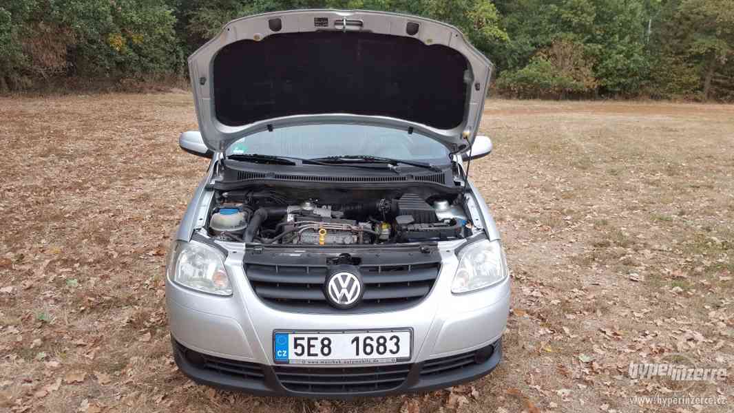 Volkswagen Fox 1.4 TDi 51kW,KLIMA,CD,NOVÁ STK,SERVISNÍ KNIHA - foto 19