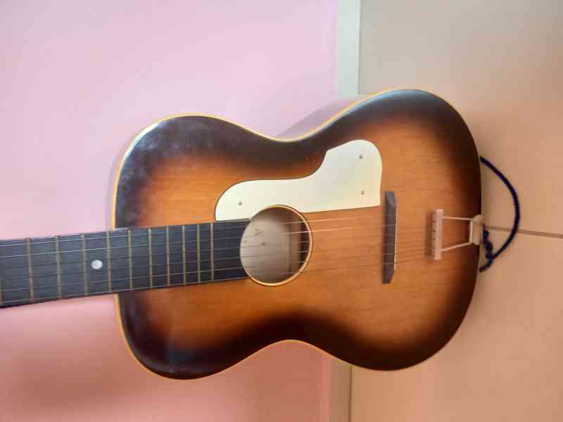 Španělská kytara - foto 2