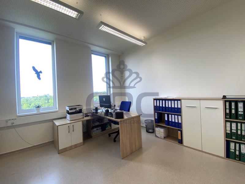PRONÁJEM NOVĚ VYBUDOVANÝCH KANCELÁŘÍ O CP 38,2 M2 V BRNĚ - foto 2