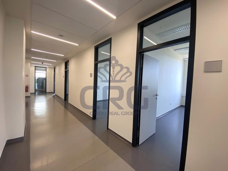 PRONÁJEM NOVĚ VYBUDOVANÝCH KANCELÁŘÍ O CP 38,2 M2 V BRNĚ - foto 4
