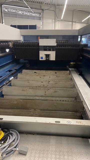 Laser TRUMPF TruLaser 3030 3,2kW rv.2014 - top stav - ihned - foto 3