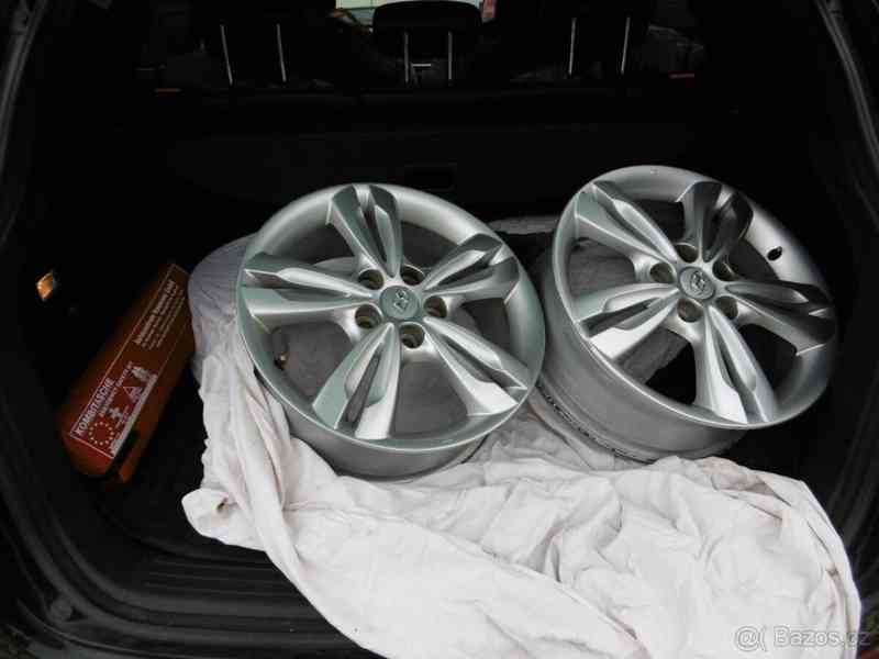 Hyundai ix35 CRDI, 135kW 4x4 - foto 11