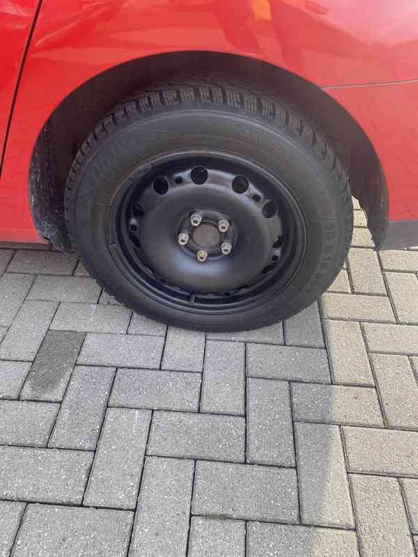 SEAT Toledo 1.2 TSI 63kW - foto 3