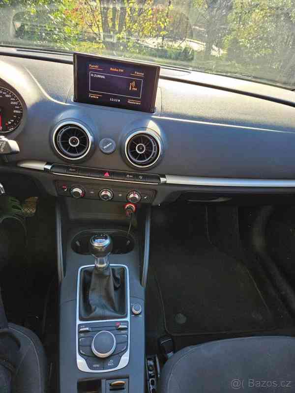 Audi A3 1,6 Spb Attraction  TDI  TDi,ČR,Bixen,AC - foto 10