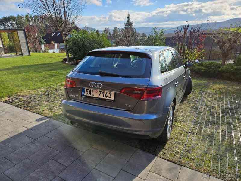 Audi A3 1,6 Spb Attraction  TDI  TDi,ČR,Bixen,AC - foto 8