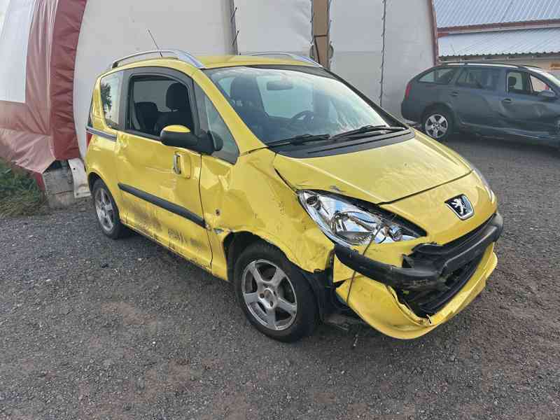 Peugeot 1007 1,4 54KW typ KFV v 2006 prodám díly - foto 2