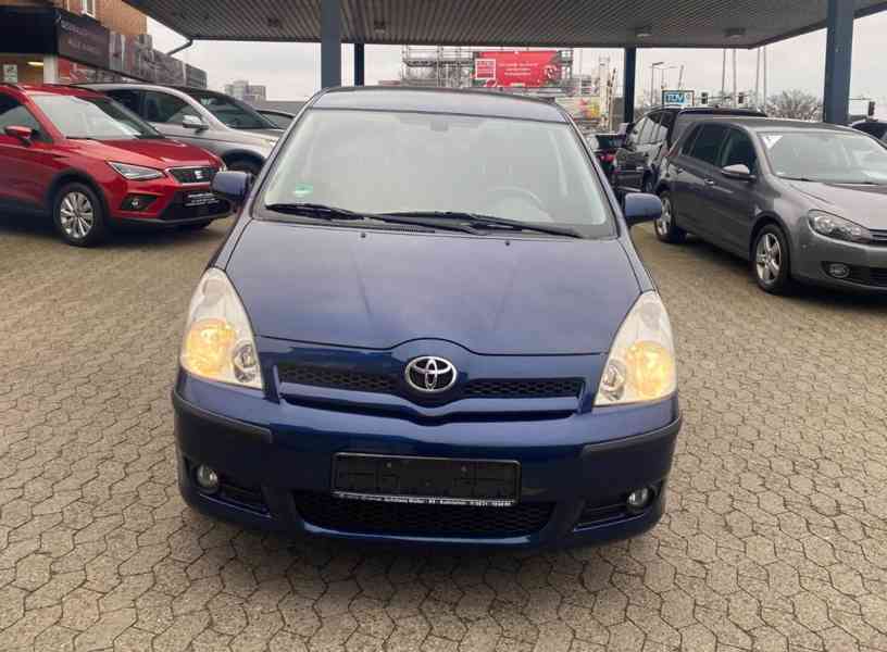 Toyota Corolla Verso 1.8i Edition benzín 95kw - foto 6