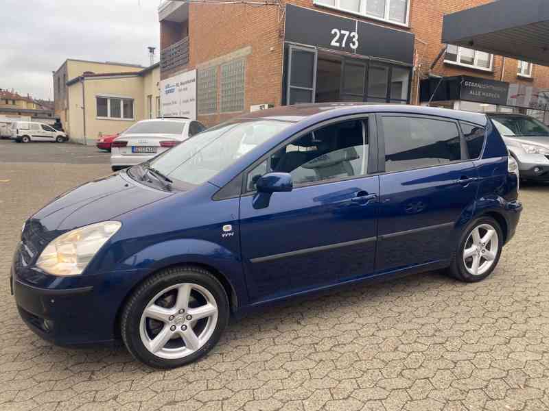 Toyota Corolla Verso 1.8i Edition benzín 95kw - foto 20