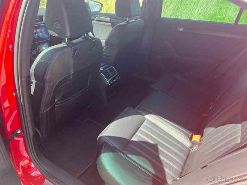 Škoda Superb Sportline iV - foto 6