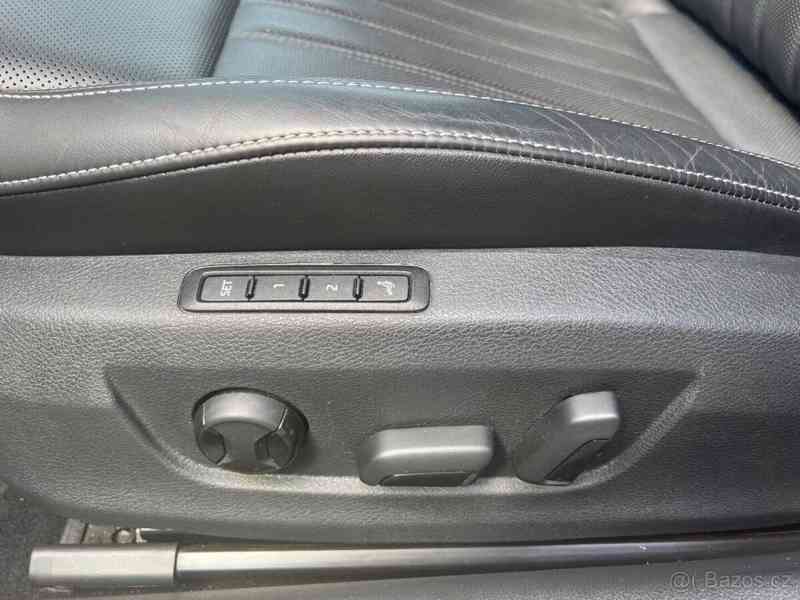 Škoda Superb Sportline iV - foto 12