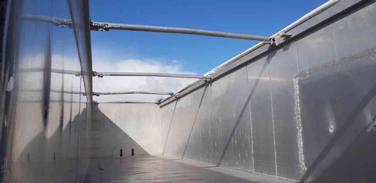 Sklápěcí návěs STAS 50 m3 / plachta / 5.910 kg / rukáv - foto 10