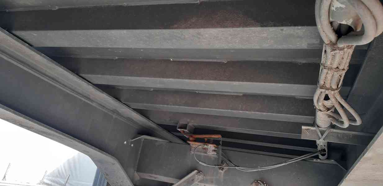 Sklápěcí návěs STAS 50 m3 / plachta / 5.910 kg / rukáv - foto 22