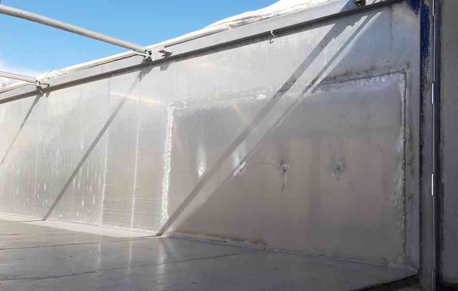 Sklápěcí návěs STAS 50 m3 / plachta / 5.910 kg / rukáv - foto 11