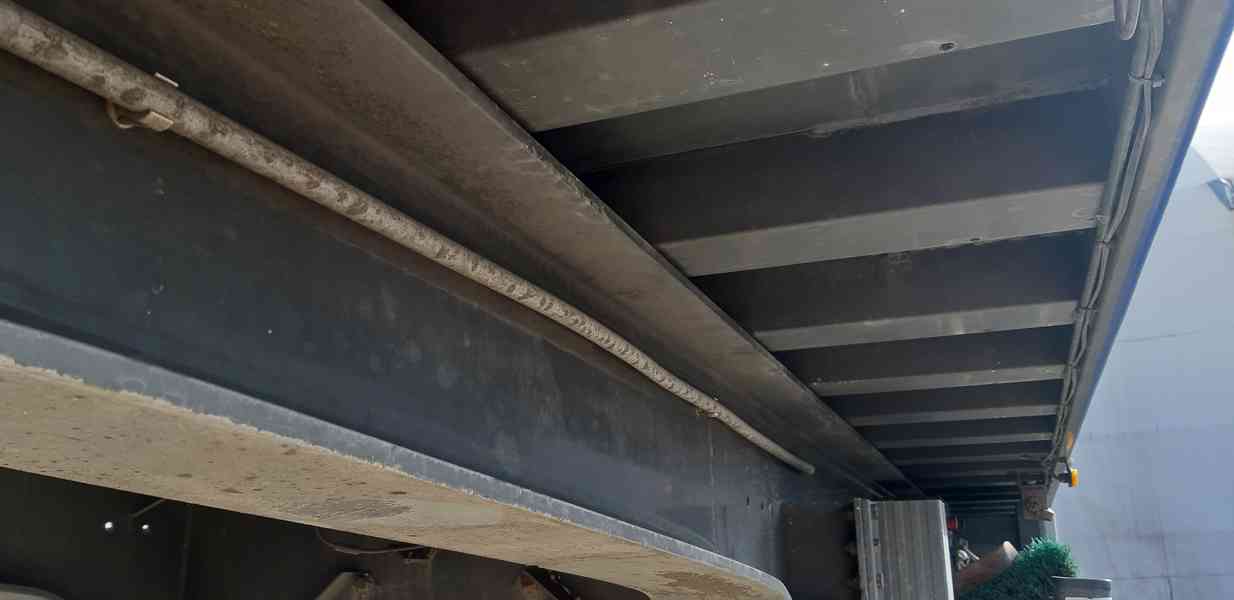 Sklápěcí návěs STAS 50 m3 / plachta / 5.910 kg / rukáv - foto 24