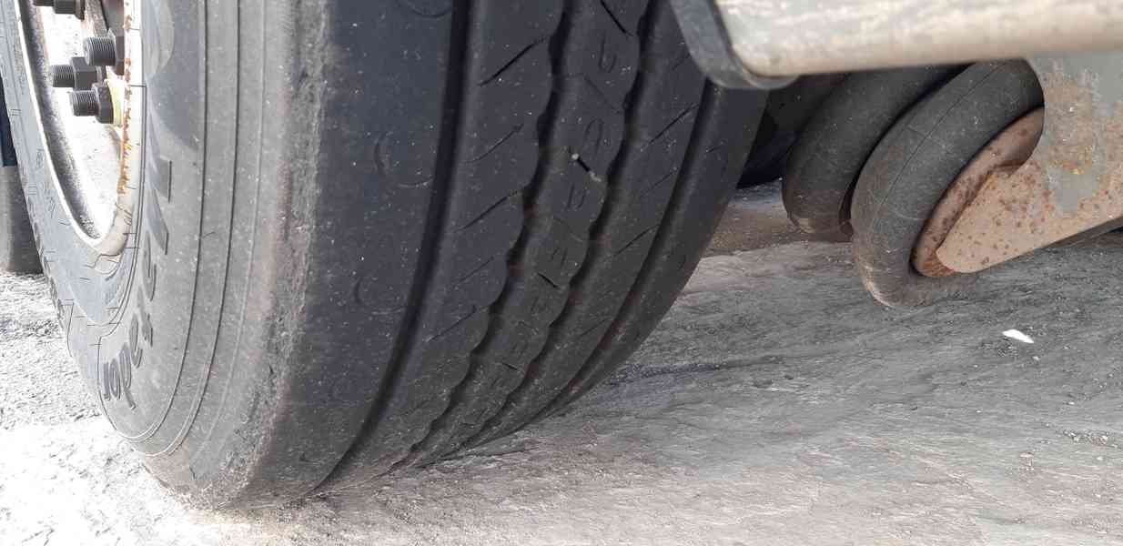 Sklápěcí návěs STAS 50 m3 / plachta / 5.910 kg / rukáv - foto 18