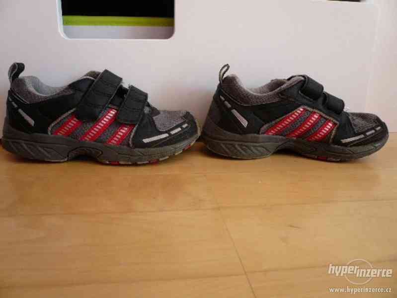 Sportovní halové boty Adidas vel. 29 (PC: 849 Kč) - foto 2