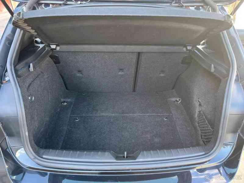 BMW Řada 1 2,0   118d - foto 13