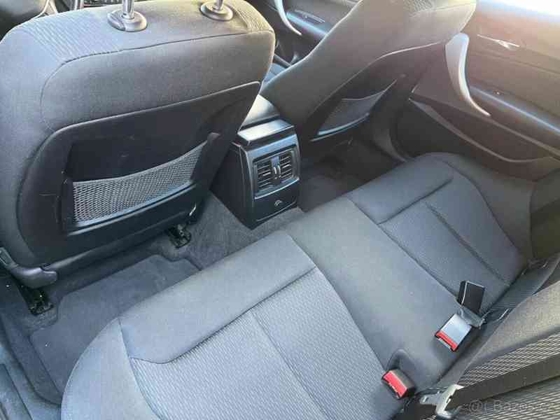 BMW Řada 1 2,0   118d - foto 11