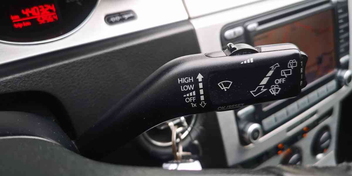 VW Passat B6 3C Kombi 2.0 TDI 100kw. STK+EM PLATNÉ do 8/2024 - foto 22