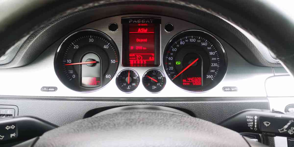 VW Passat B6 3C Kombi 2.0 TDI 100kw. STK+EM PLATNÉ do 8/2024 - foto 24